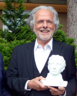 Prof. Dr. med. Dr. h.c. Walter Zieglgänsberger nach der Verleihung des Sertürner Preises 2014.