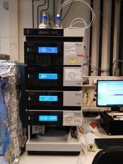 Ultimate 3000 RSLC System (Dionex)Nano LC System - interfaced directly tothe Q-Exactive Plus for LC-MS/MS
