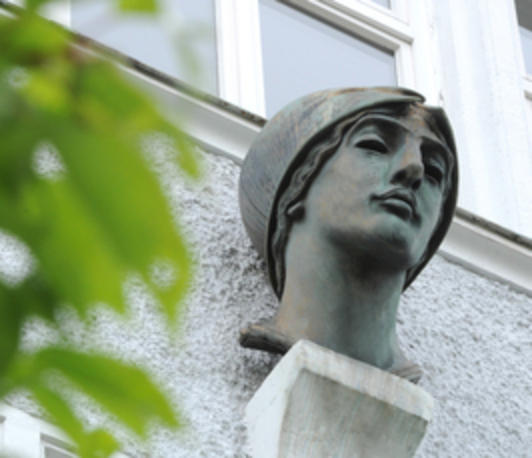 Molekularbiologie: Ob uns psychiatrische Erkrankungen schneller altern lassen? Molekularbiologie: Ob uns psychiatrische Erkrankungen schneller altern lassen?